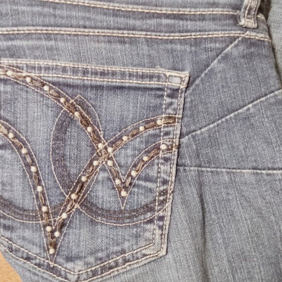 Wrangler 11/12 x36 Womans Strait Leg Blue Jeans Country Classic - Picture 7 of 11